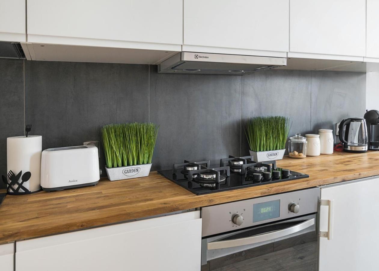 Cozy Apartment In The Centre Of Warsaw, Metro, Wi-Fi - By Hik Apartments Екстериор снимка